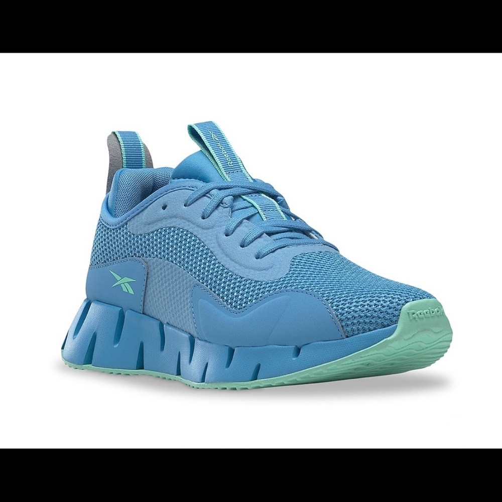 Reebok Zig Dynamica Sneaker Size 10 Blue